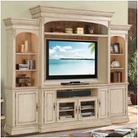 Riverside Furniture Venecia