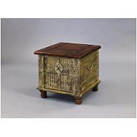 517307 Pulaski Furniture Accents And Curios Accent Furniture Accent Tables 517307 Pulaski Furniture Accents And Curios Accent Furniture Accent Tables