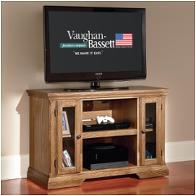 Vaughan Bassett Furniture Traditional Light Oak