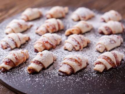 Raspberry Pastry Roll-ups