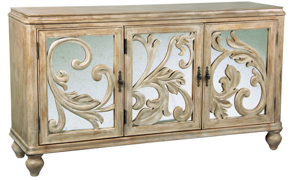 Accent and Curio Furniture by Pulaski Furniture