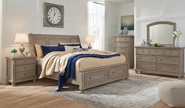 b733 queen sleigh bedroom