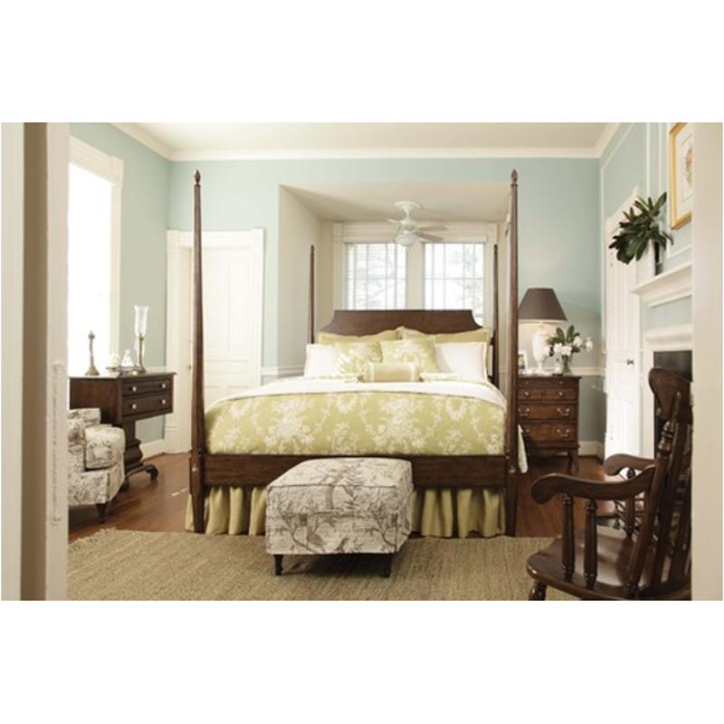 35 147h Kincaid Furniture Queen Pencil Post Bed Walnut Queen Pencil Post Bed Walnut 35 147h Kincaid Furniture Homecoming Bedroom