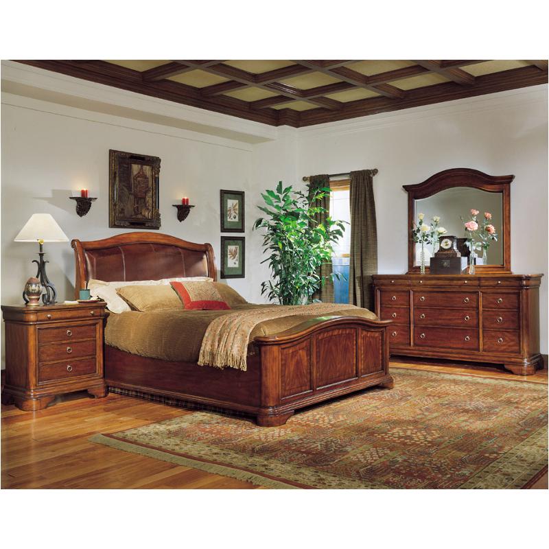 200 1200 Legacy Classic Furniture Vintage 12 Drawer Dresser