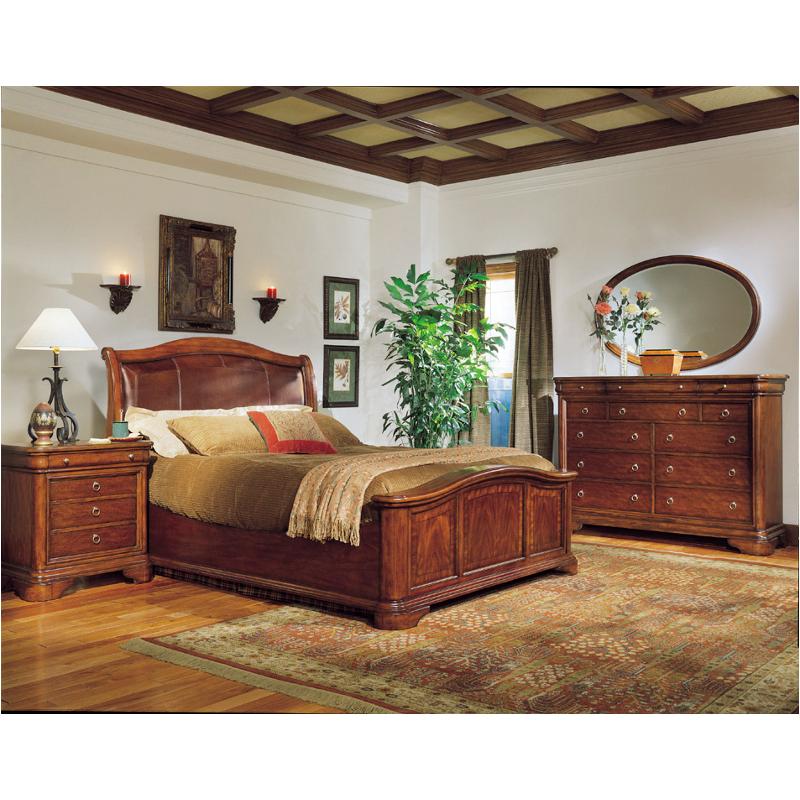 200 1500 Legacy Classic Furniture Vintage Bedroom Dresser Bureau