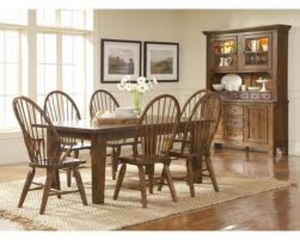 Attic Heirlooms Dining Set Broyhill Furniture