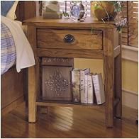 Attic Heirlooms Bedroom Set Broyhill Furniture