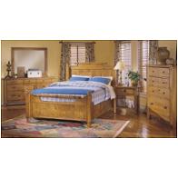 Attic Heirlooms Bedroom Set Broyhill Furniture