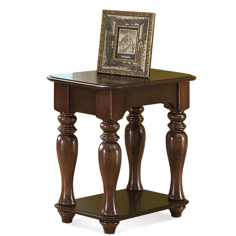 11211 Riverside Furniture Willowbrook Living Room Chairside Table