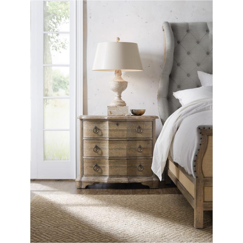 5750 90016 Mwd Hooker Furniture Bastogne Three Drawer Nightstand