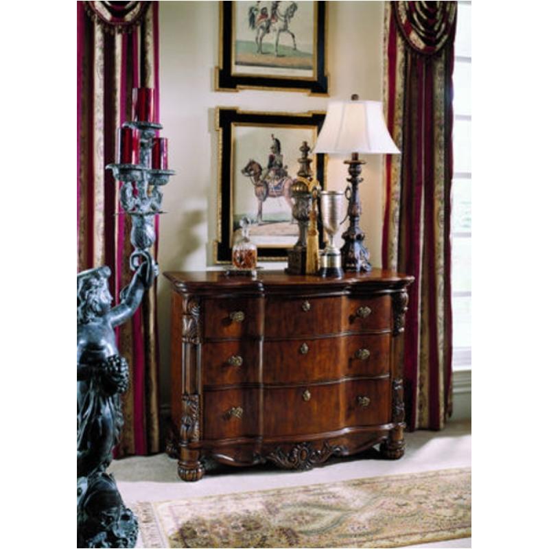 242125 Pulaski Furniture Edwardian Bachelors Chest