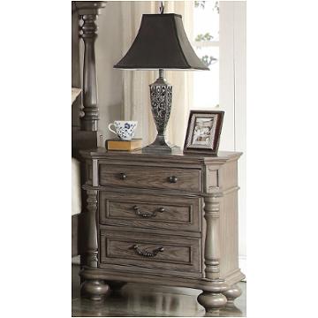 B584 120 New Classic Furniture Monticello Bed