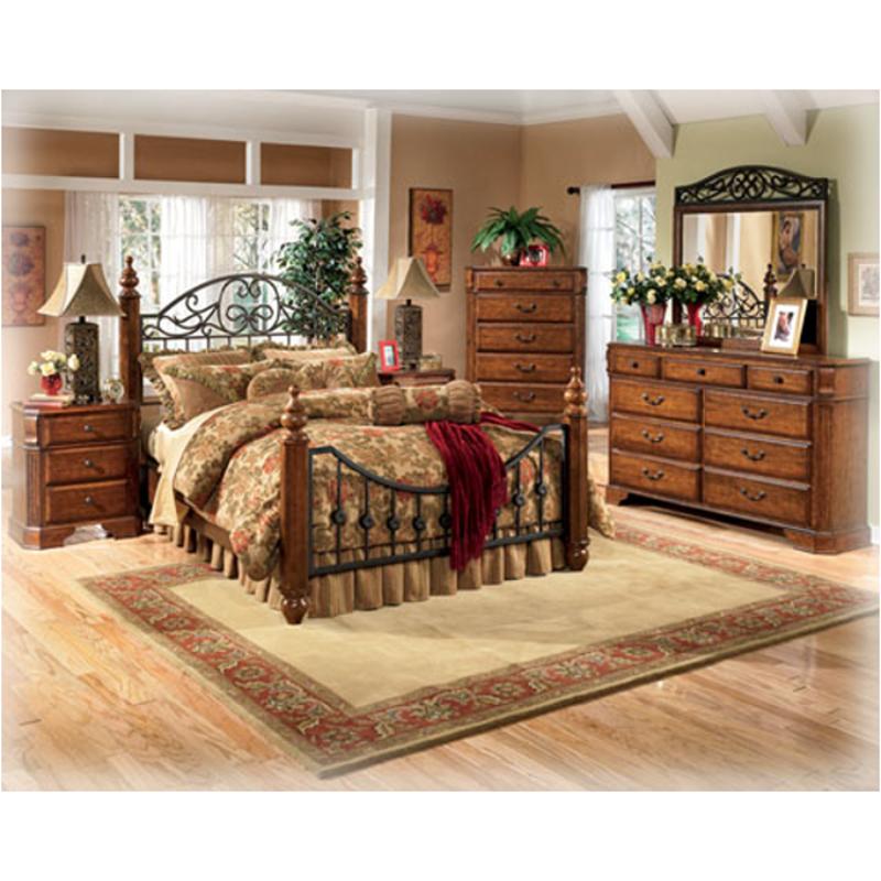 B429 31 Ashley Furniture Wyatt Bedroom Dresser