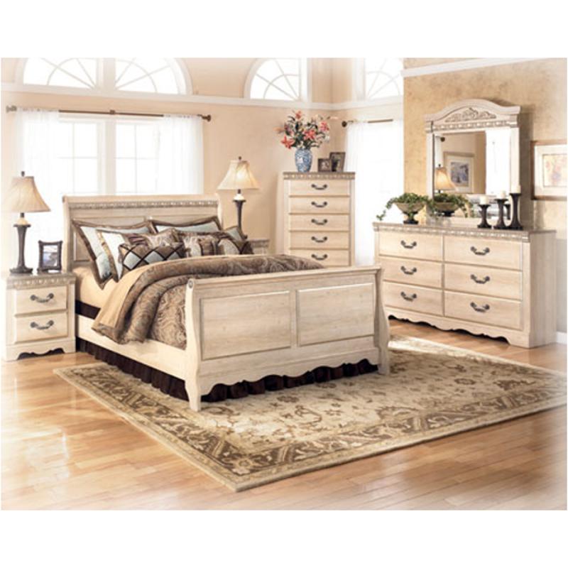 B174 36 Ashley Furniture Silverglade Mirror