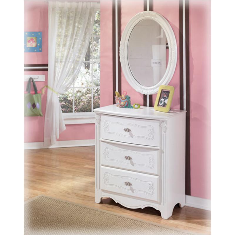 B18843 Ashley Furniture Exquisite White Three Drawer Chest