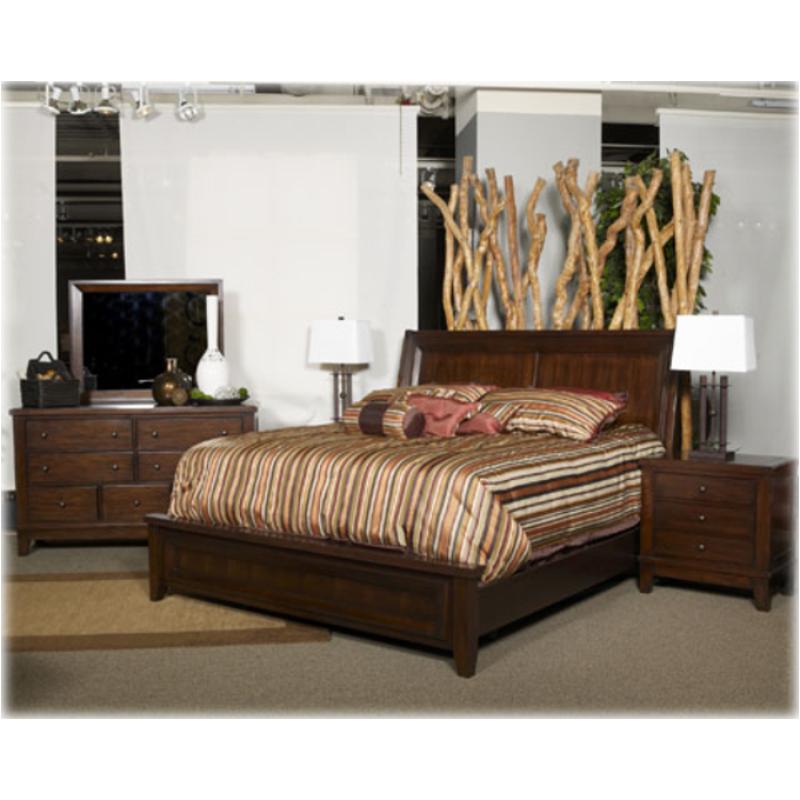 B696 58 Ck Ashley Furniture Holloway California King Panel Bed With Low Profile Fb