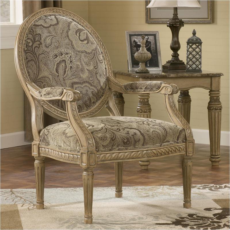 3940060 Ashley Furniture Showood Accent Chair