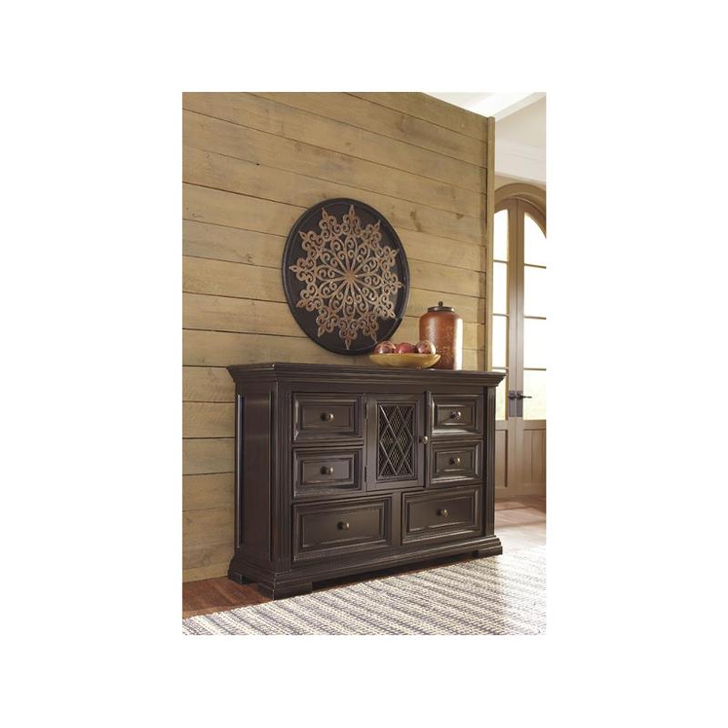 B643 31 Ashley Furniture Willenburg Dark Brown Bedroom Dresser