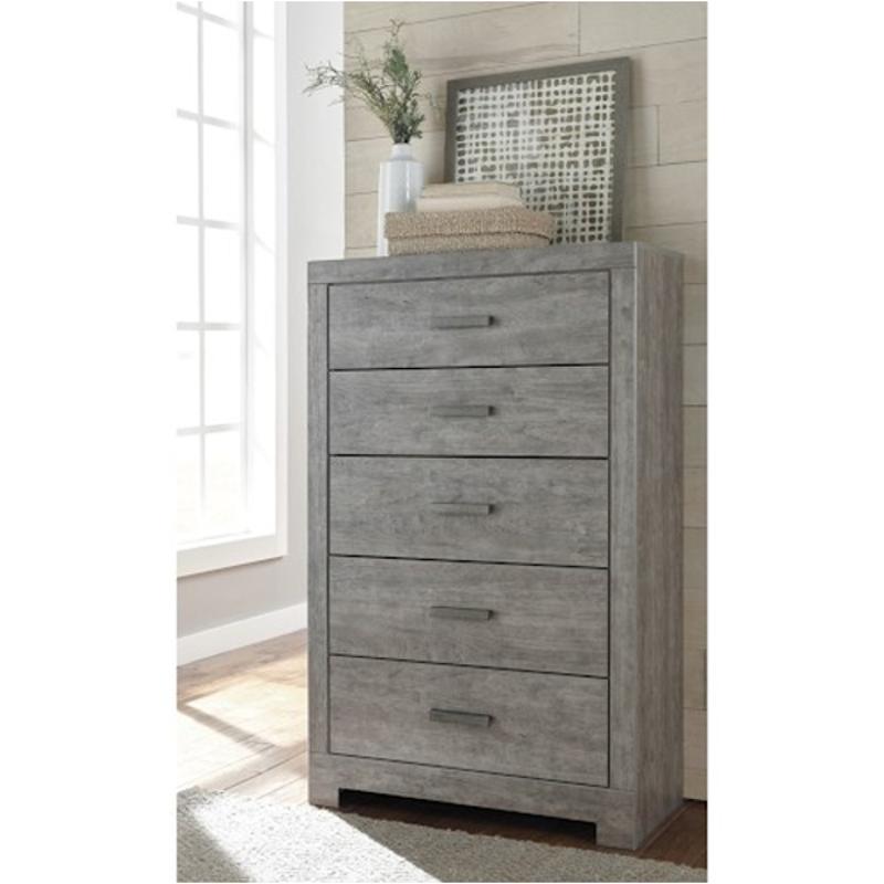 B070 46 Ashley Furniture Culverbach Bedroom Five Drawer Chest