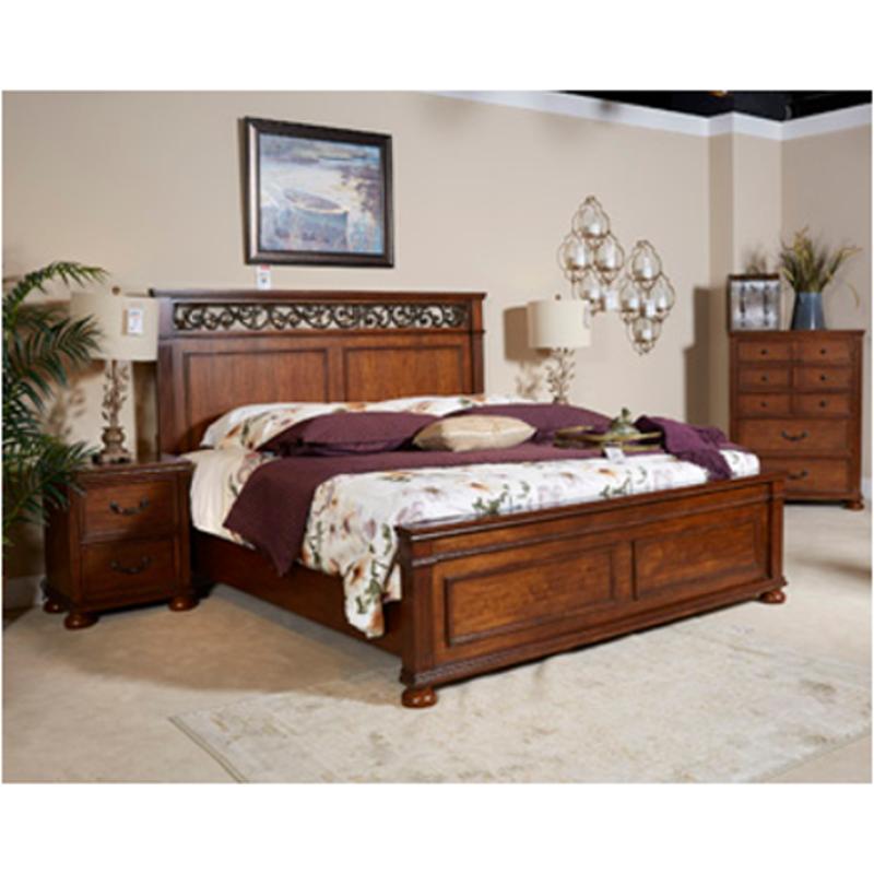 B529 58 Ashley  Furniture  Lazzene King california King  