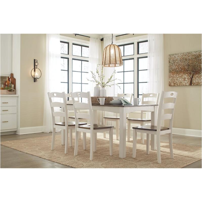 425 Ashley Furniture Woodanville Dining Room Dining Table