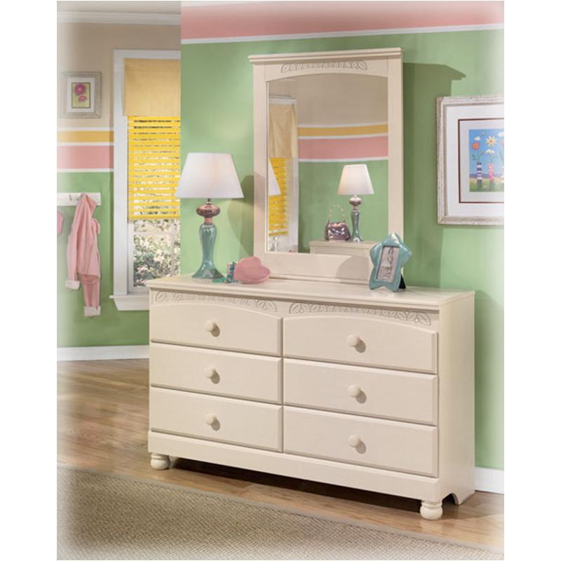 B213 21 Ashley Furniture Cottage Retreat Dresser