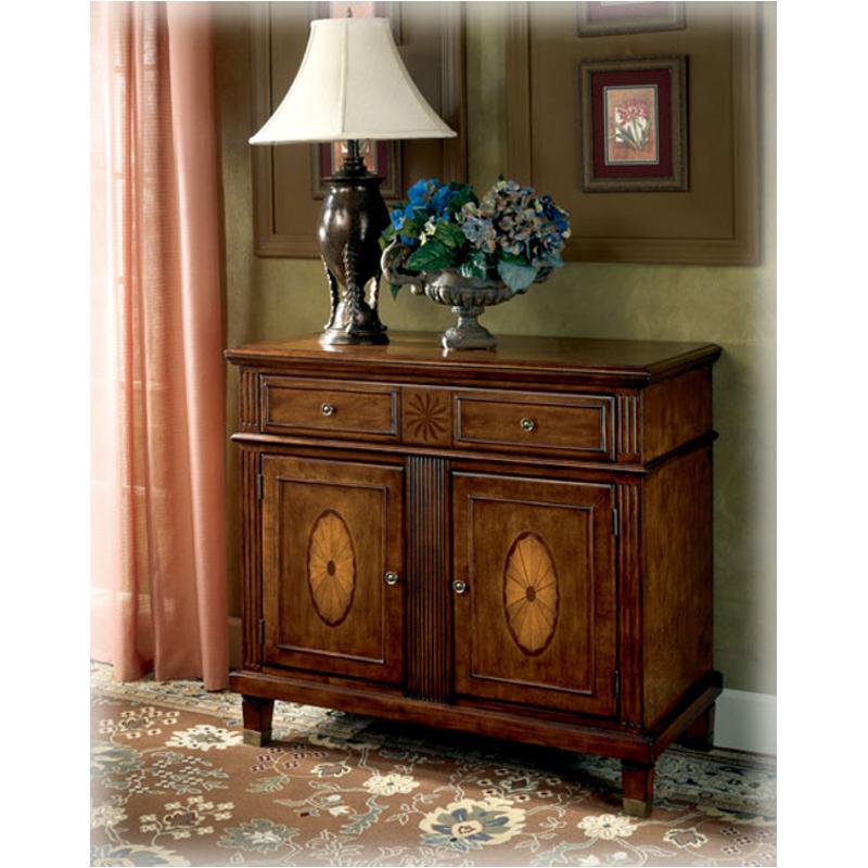 T24740 Ashley Furniture Glen Eagle Living Room Accent