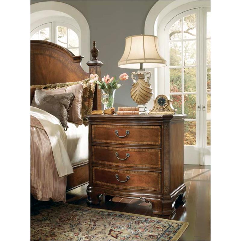 518350 Universal Furniture Kentwood Bedroom Drawer Nightstand 518350 Universal Furniture Kentwood Bedroom Nightstand