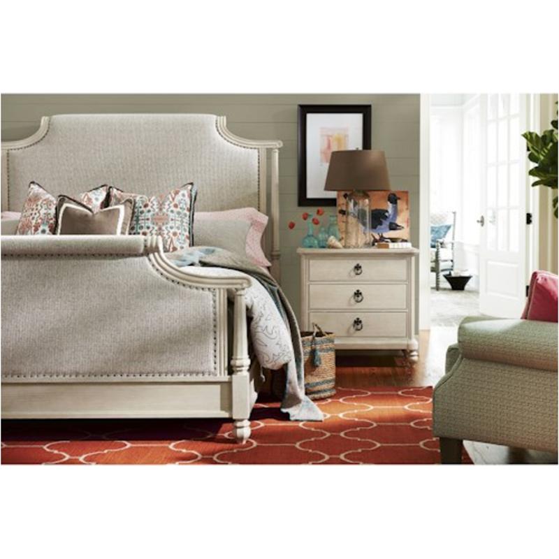 795250 Universal Furniture Bungalow Queen Bed