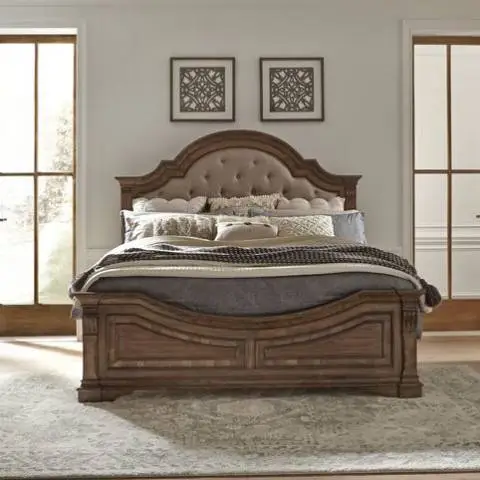 Classic And Traditional Bed